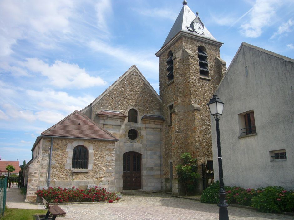 Eglise Saint Julien de Villejust - Agrandir l'image, . 0octets (fenêtre modale)