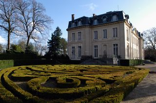 Le château de Button du CNRS à Gif-sur-Yvette